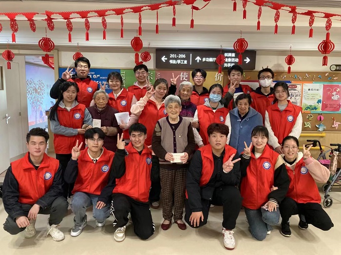 精心永利
开展“学雷锋”志愿服务系列活动